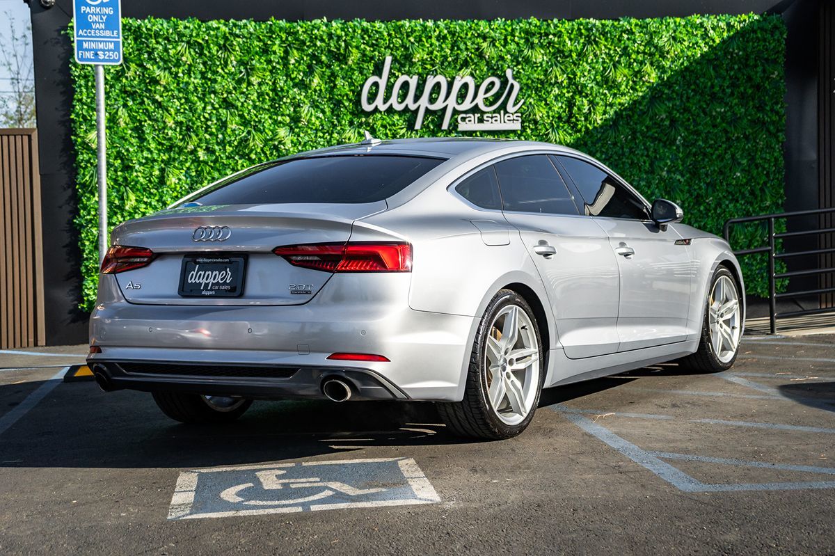 2018 Audi A5 Prestige photo 2