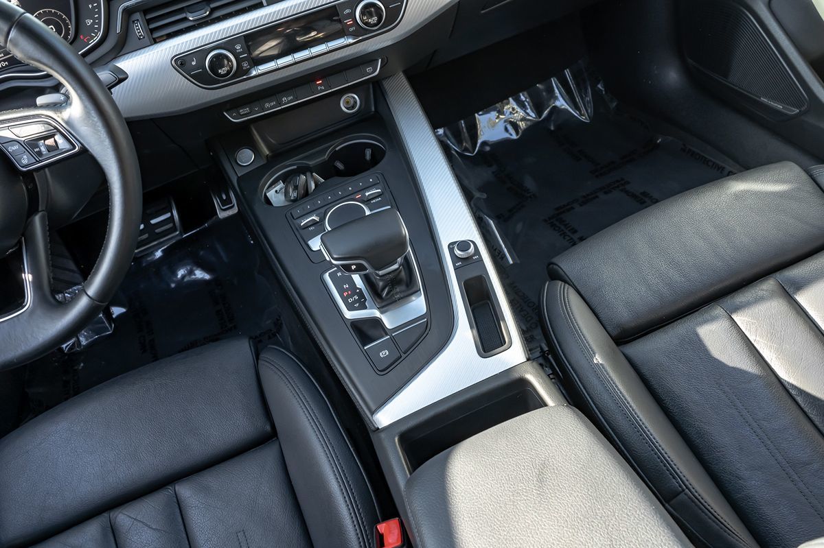 2018 Audi A5 Prestige photo 17