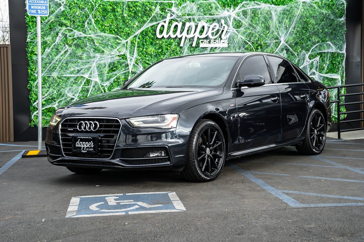 Audi A4 2.0T quattro Premium Plus AWD