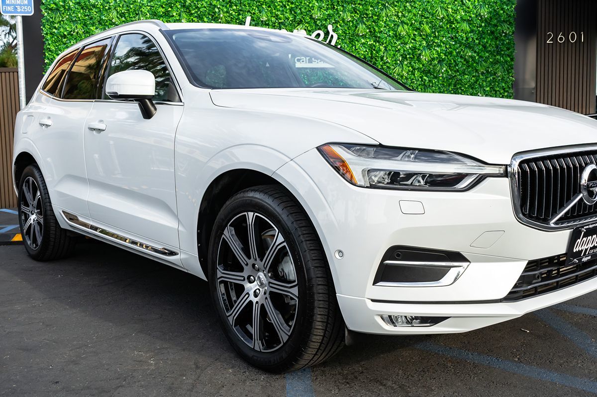 2019 Volvo XC60 Inscription photo 3