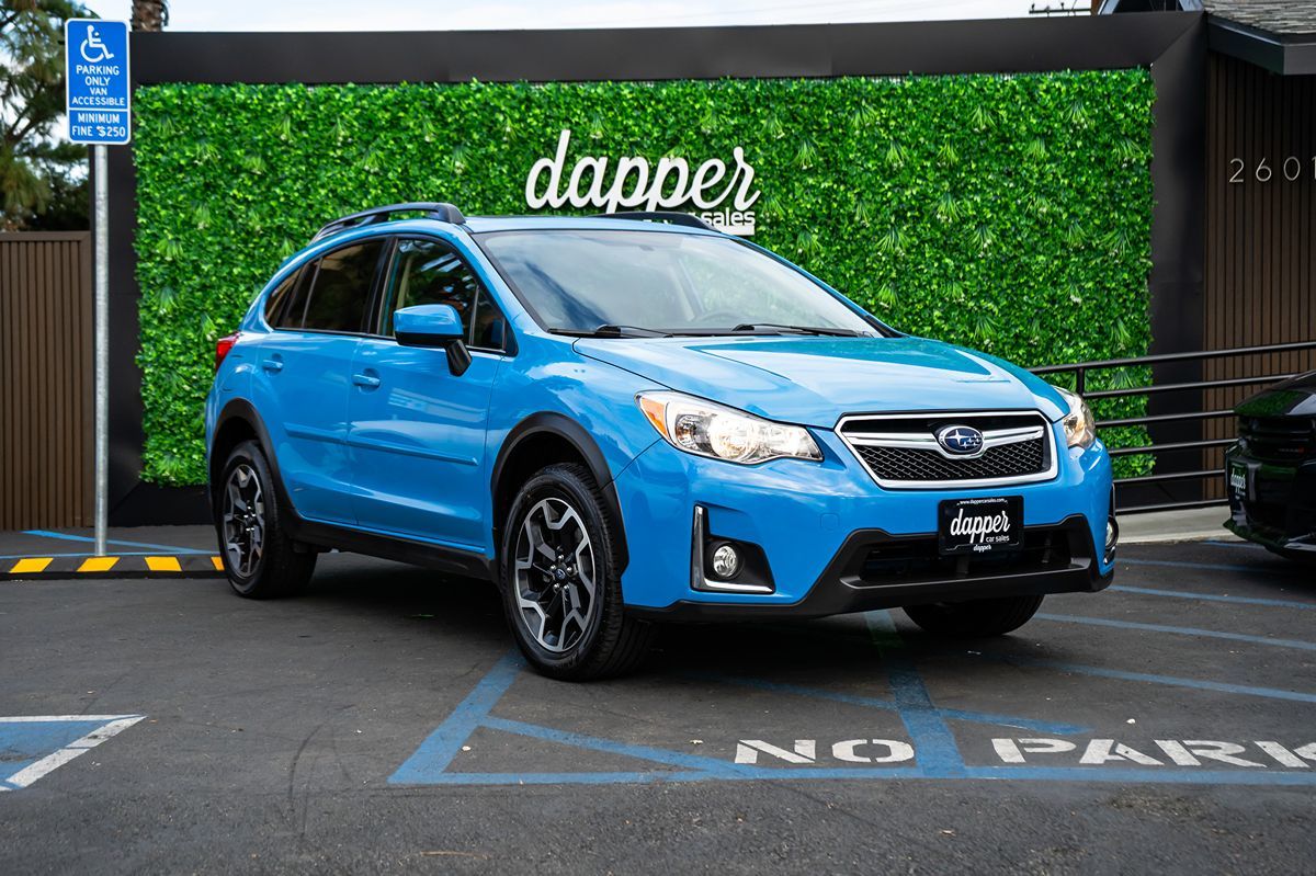 2016 Subaru Crosstrek 2.0i Premium photo 3