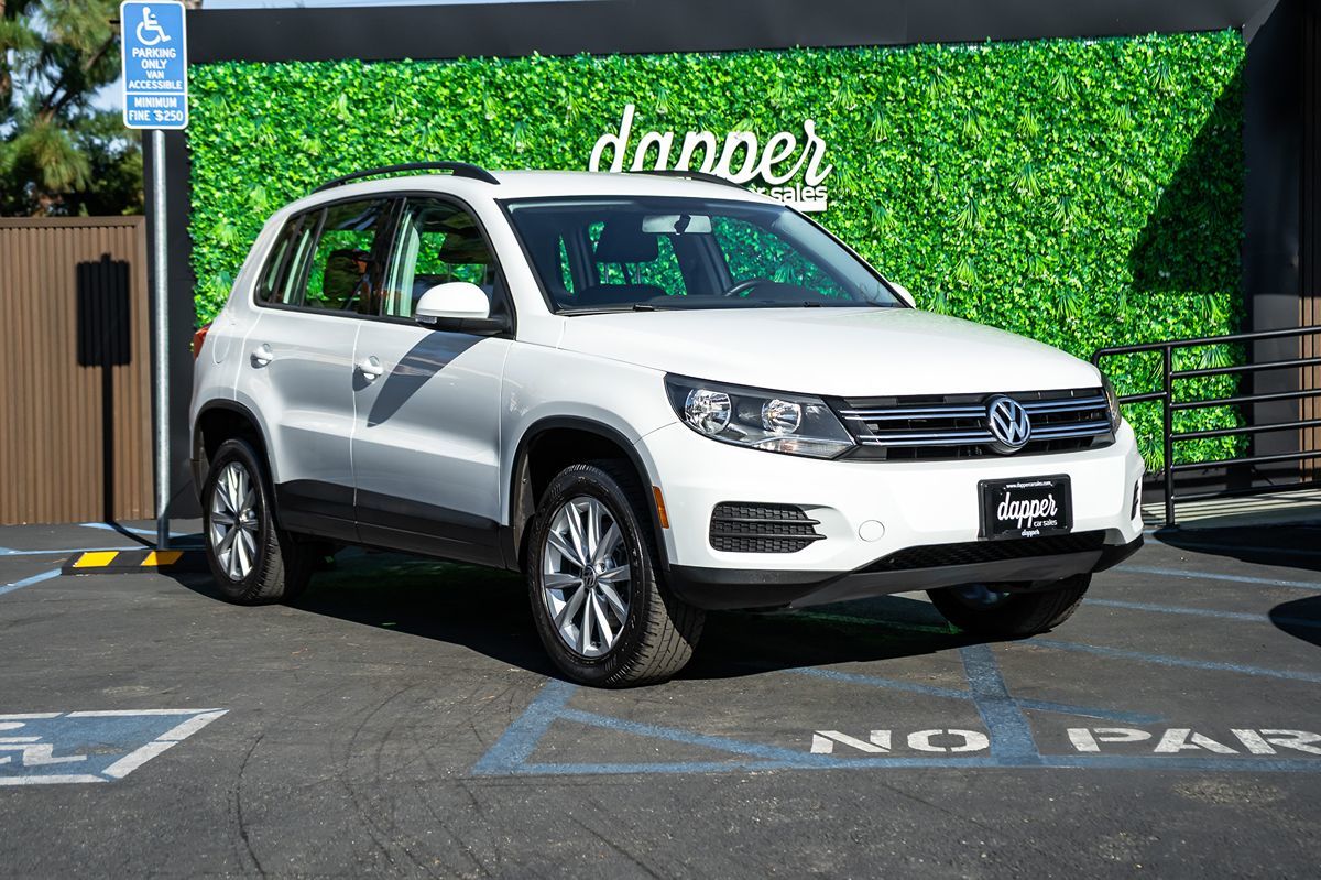 2017 Volkswagen Tiguan Limited photo 2