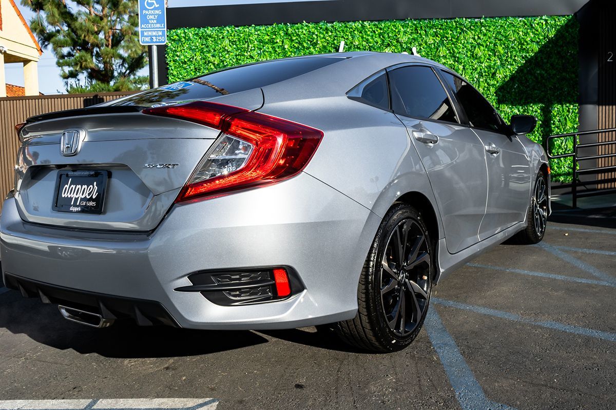 2021 Honda Civic Sport photo 4