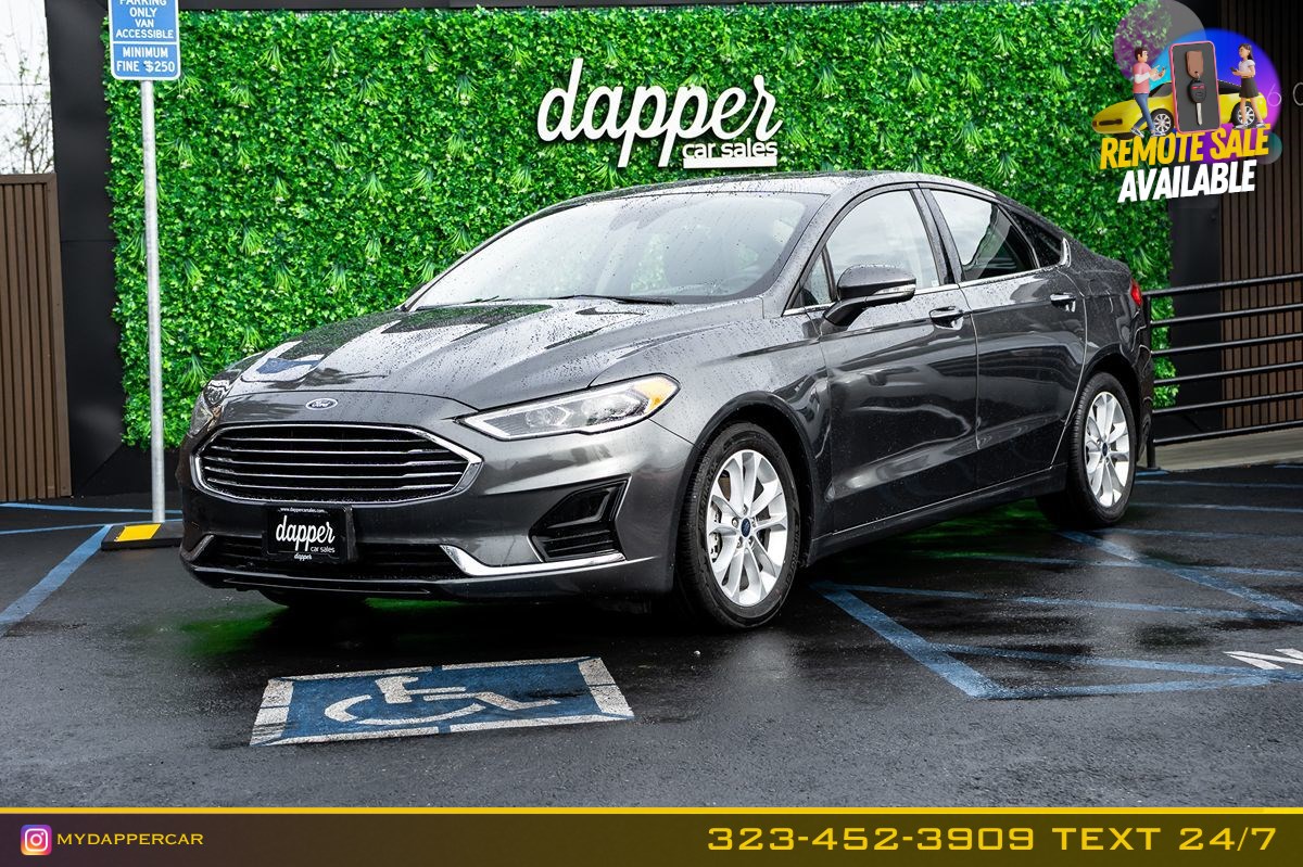 2020 Ford Fusion SEL's photo