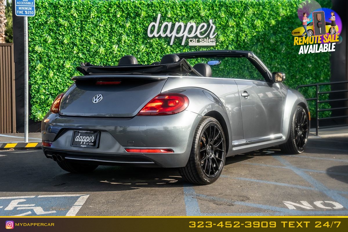 2018 Volkswagen Beetle S - Photo 2
