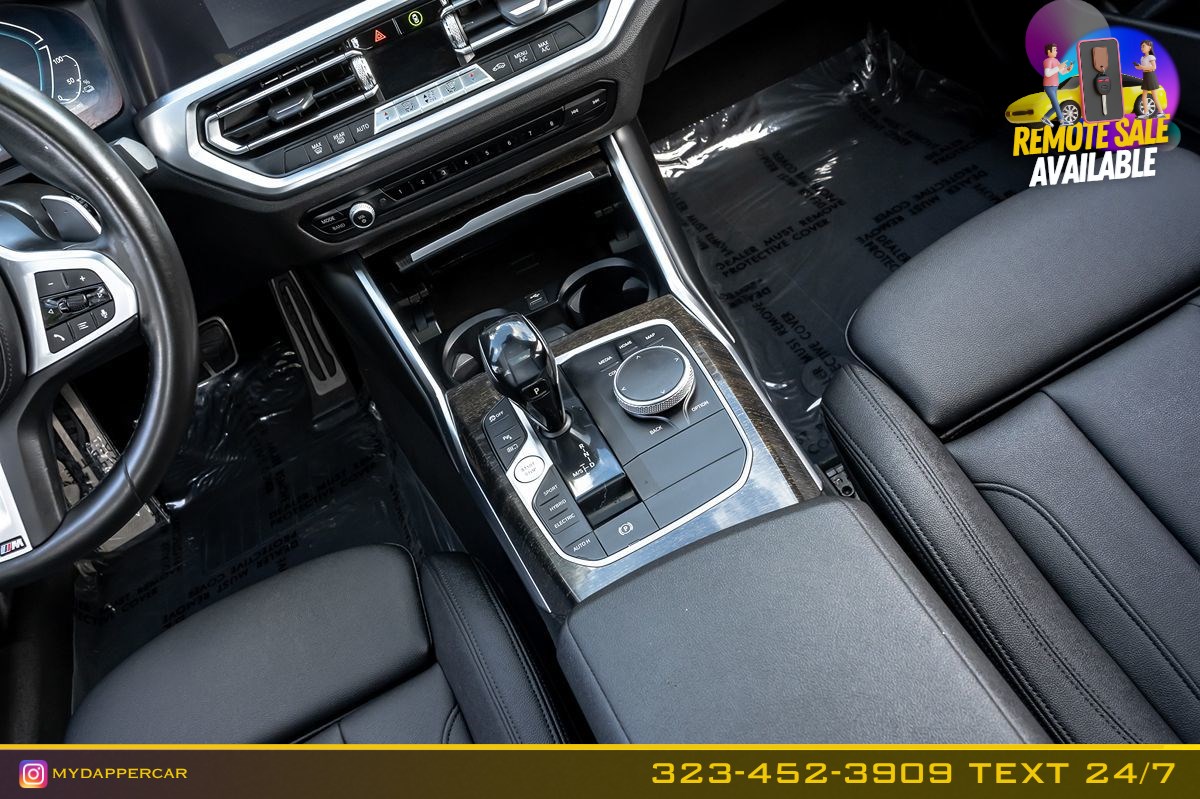 2021 BMW 3 Series 330e - Photo 24