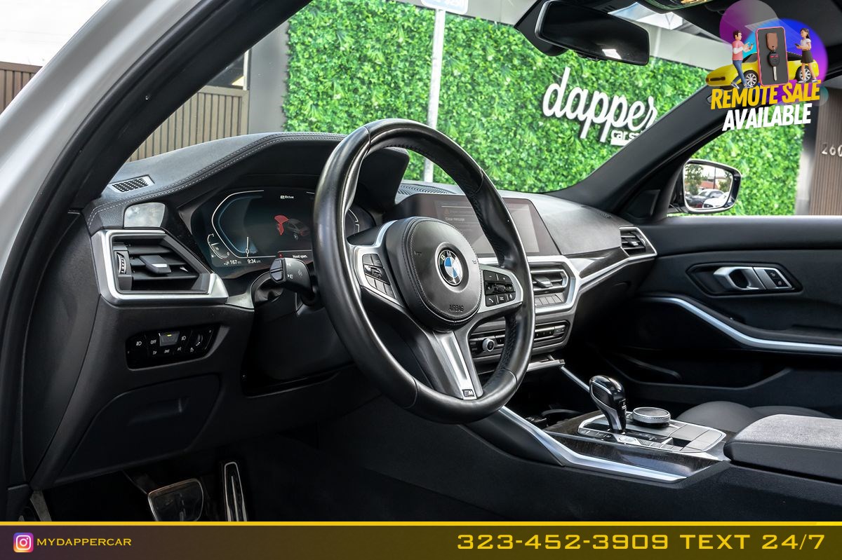 2021 BMW 3 Series 330e - Photo 11