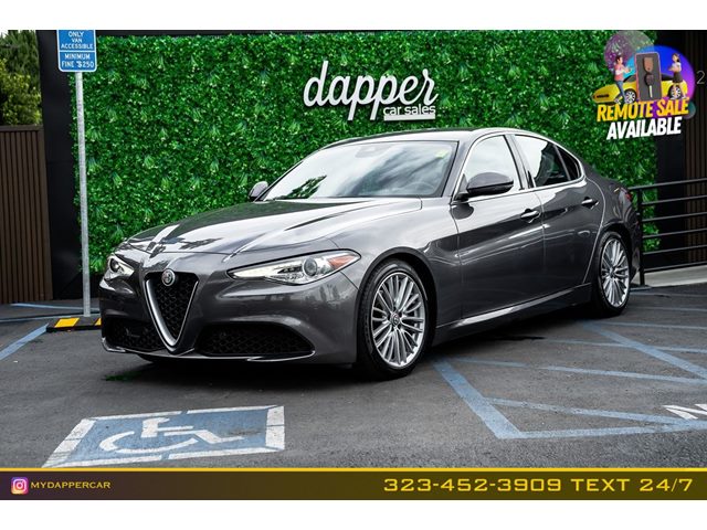 Vesuvio Gray Metallic 2017 Alfa Romeo Giulia Ti RWD Sedan Rear-Wheel Drive Automatic
