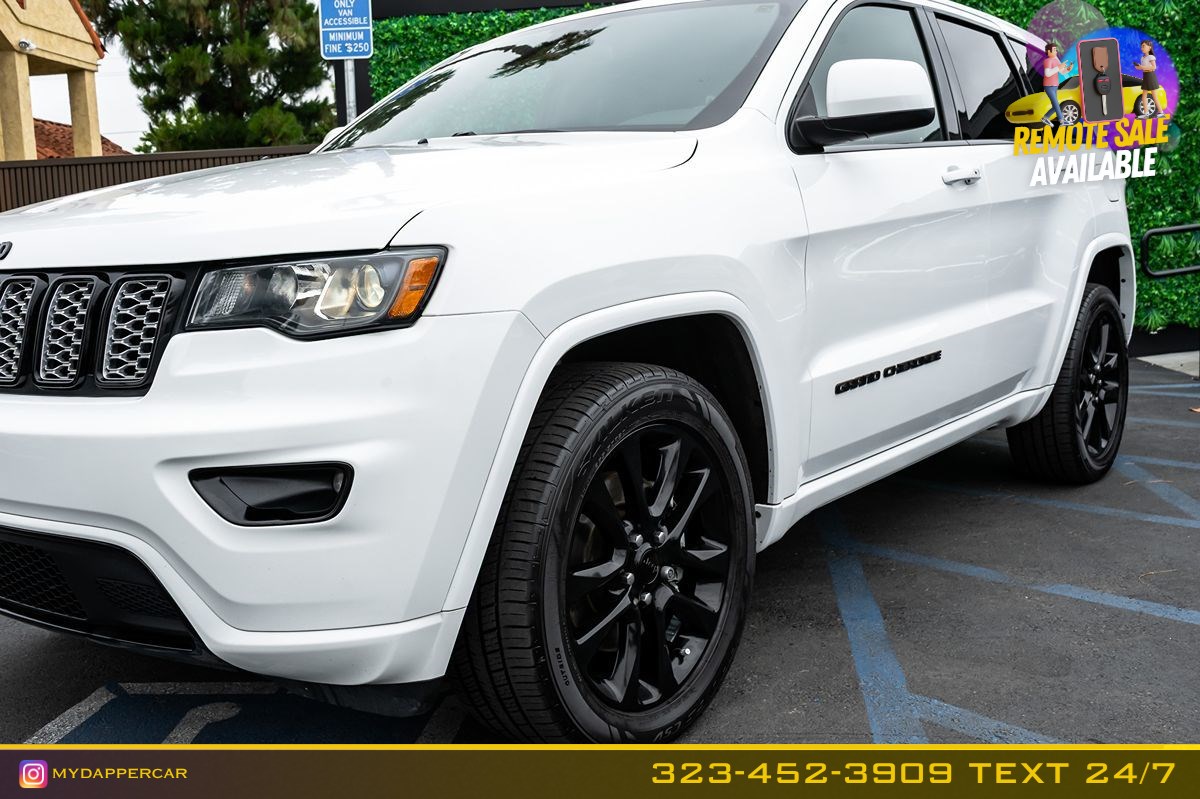2021 Jeep Grand Cherokee Laredo X - Photo 2