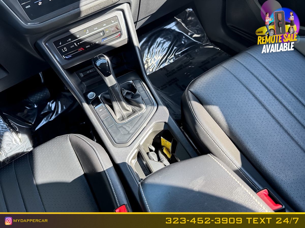 2022 Volkswagen Tiguan SE - Photo 21