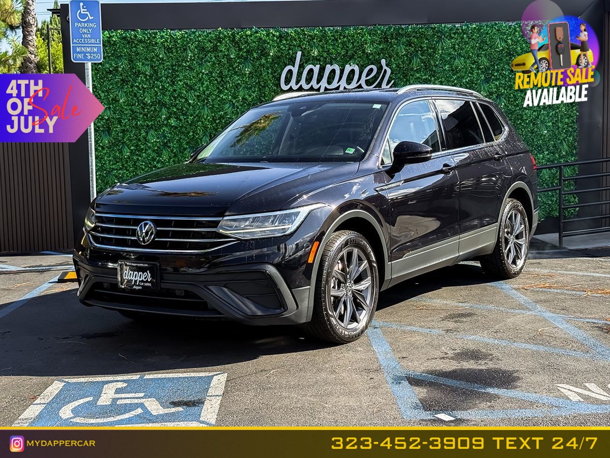 2022 Volkswagen Tiguan 2.0T SE's photo