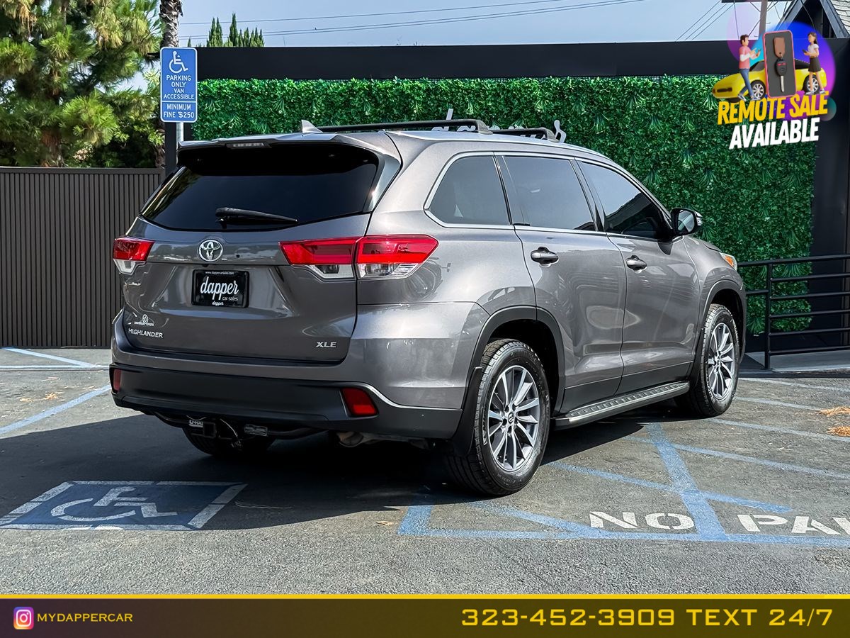 2019 Toyota Highlander XLE - Photo 5