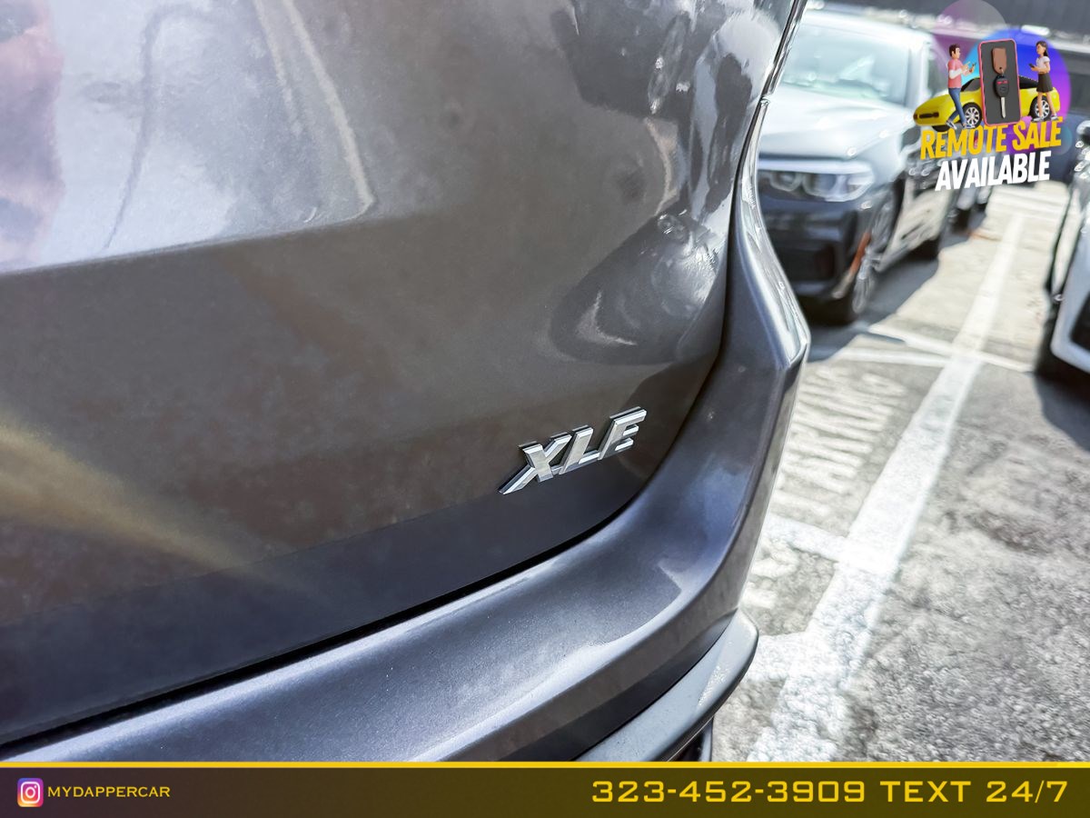 2019 Toyota Highlander XLE - Photo 10