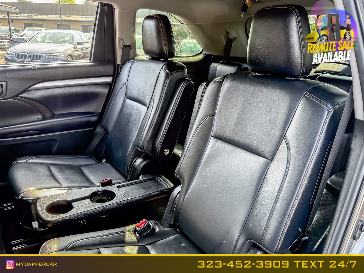 2019 Toyota Highlander XLE - Photo 17