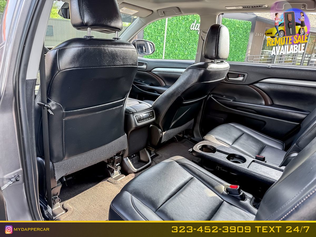 2019 Toyota Highlander XLE - Photo 15