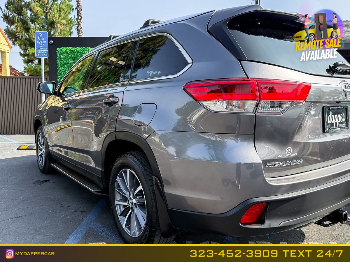 2019 Toyota Highlander XLE - Photo 9