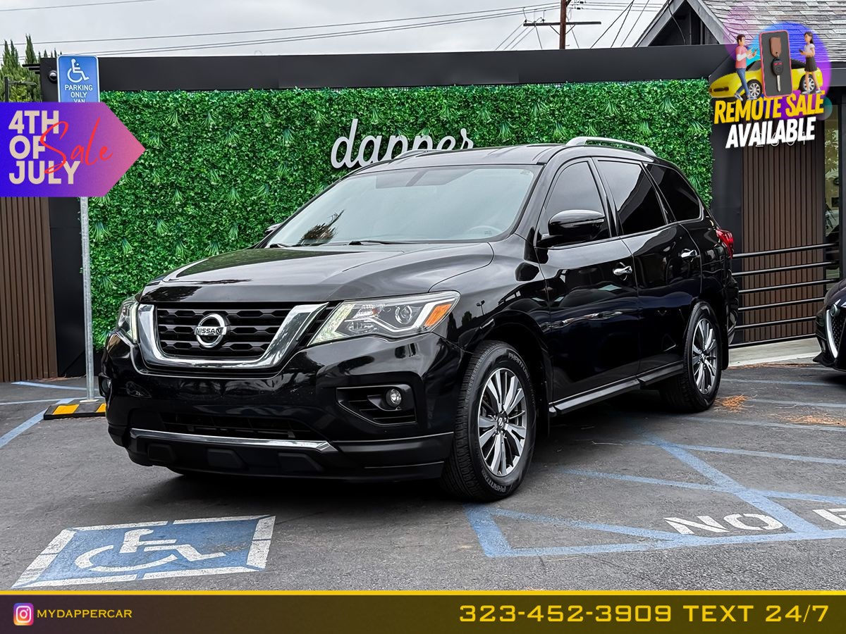 2019 Nissan Pathfinder SL 2WD's photo
