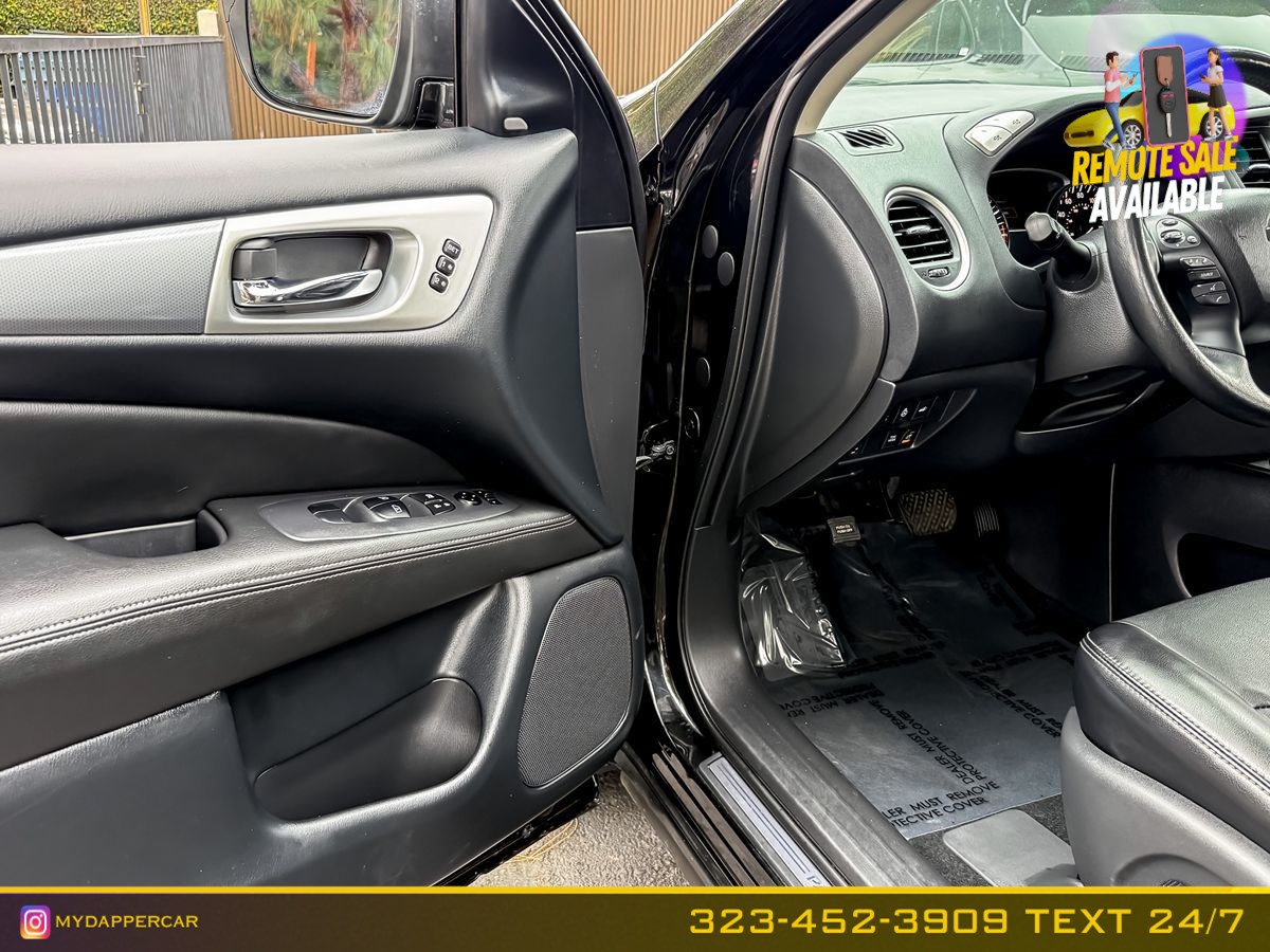 2019 Nissan Pathfinder SL - Photo 11