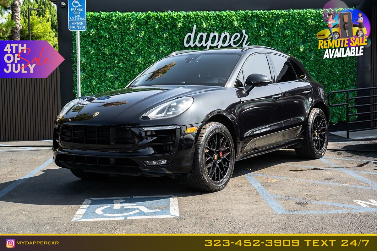 2017 Porsche Macan GTS's photo