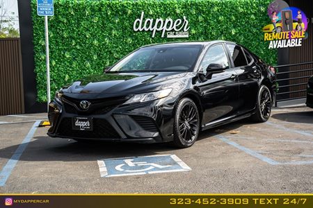 2020 Toyota Camry SE Nightshade