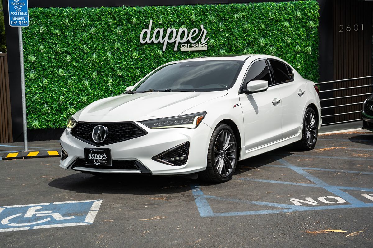Acura ILX photo 2