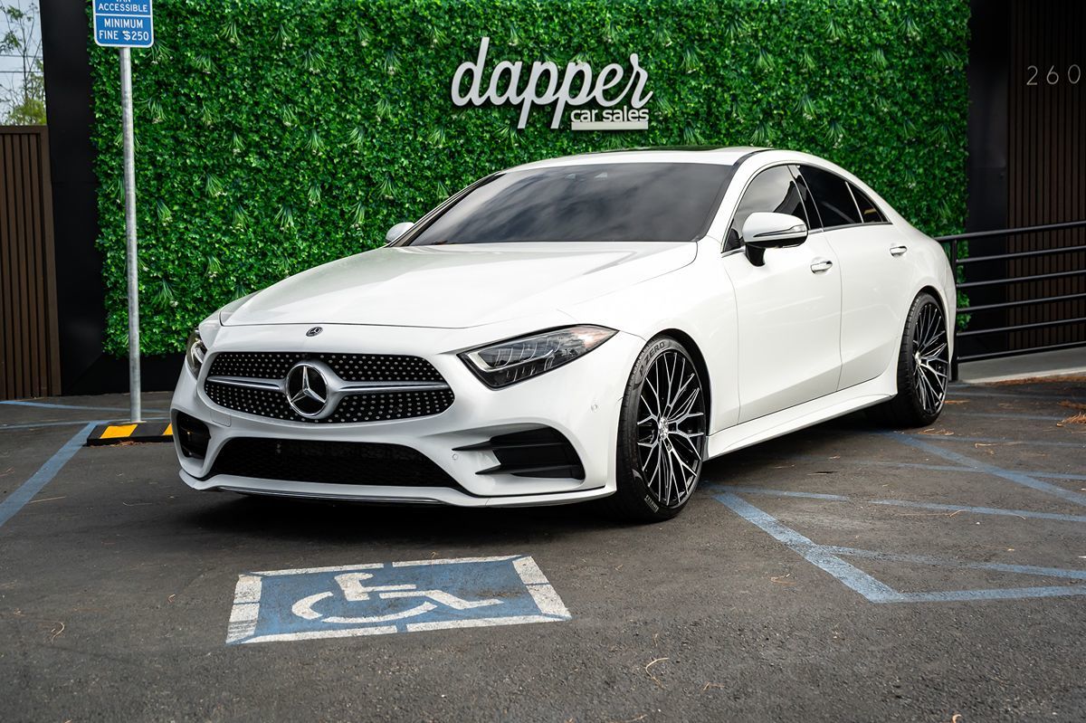 Mercedes-Benz CLS photo 2