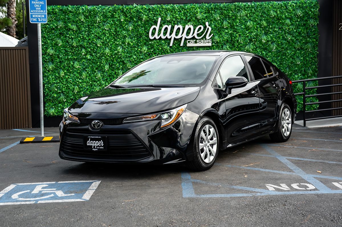 Toyota Corolla photo 2