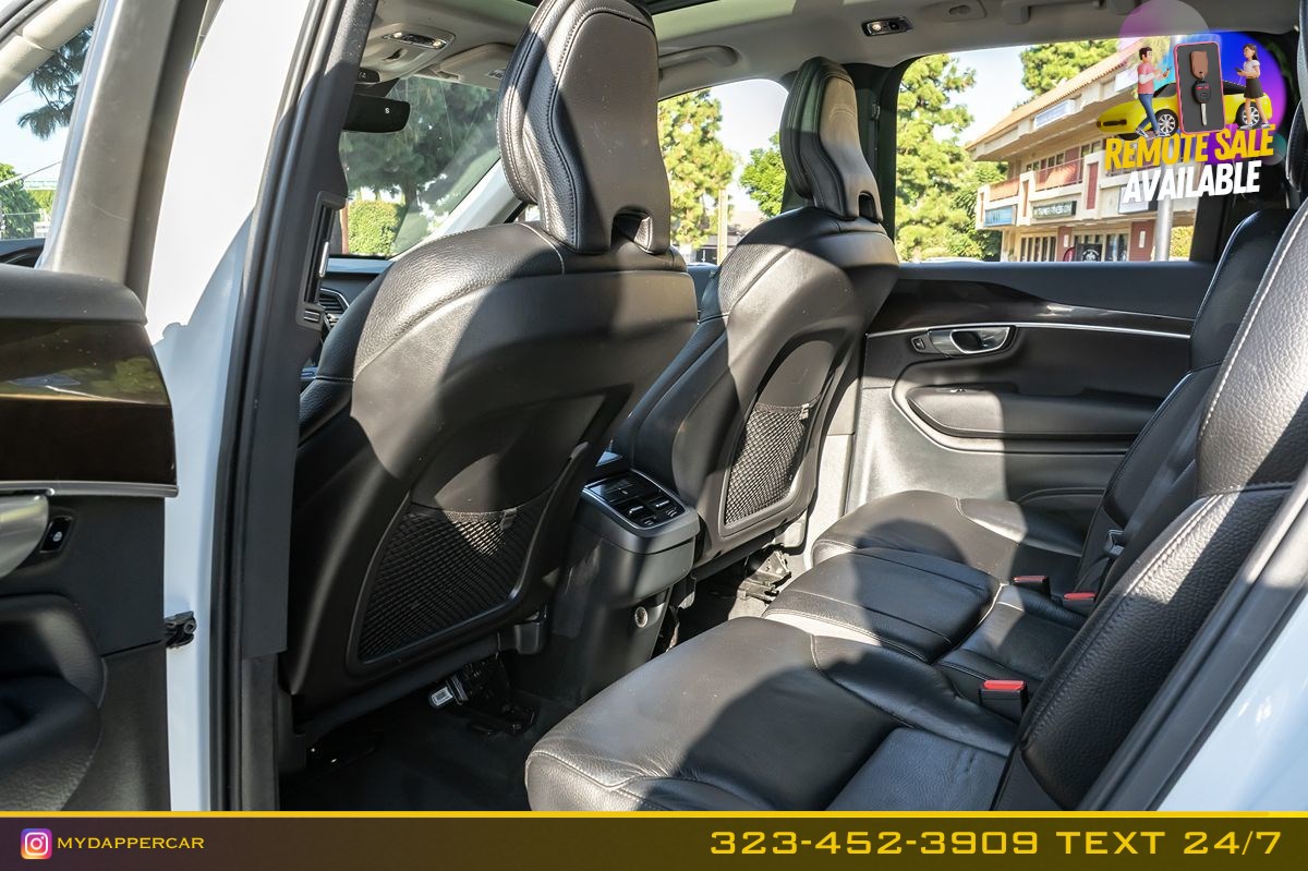 Volvo XC90 photo 16