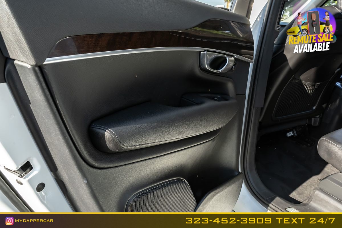 Volvo XC90 photo 17