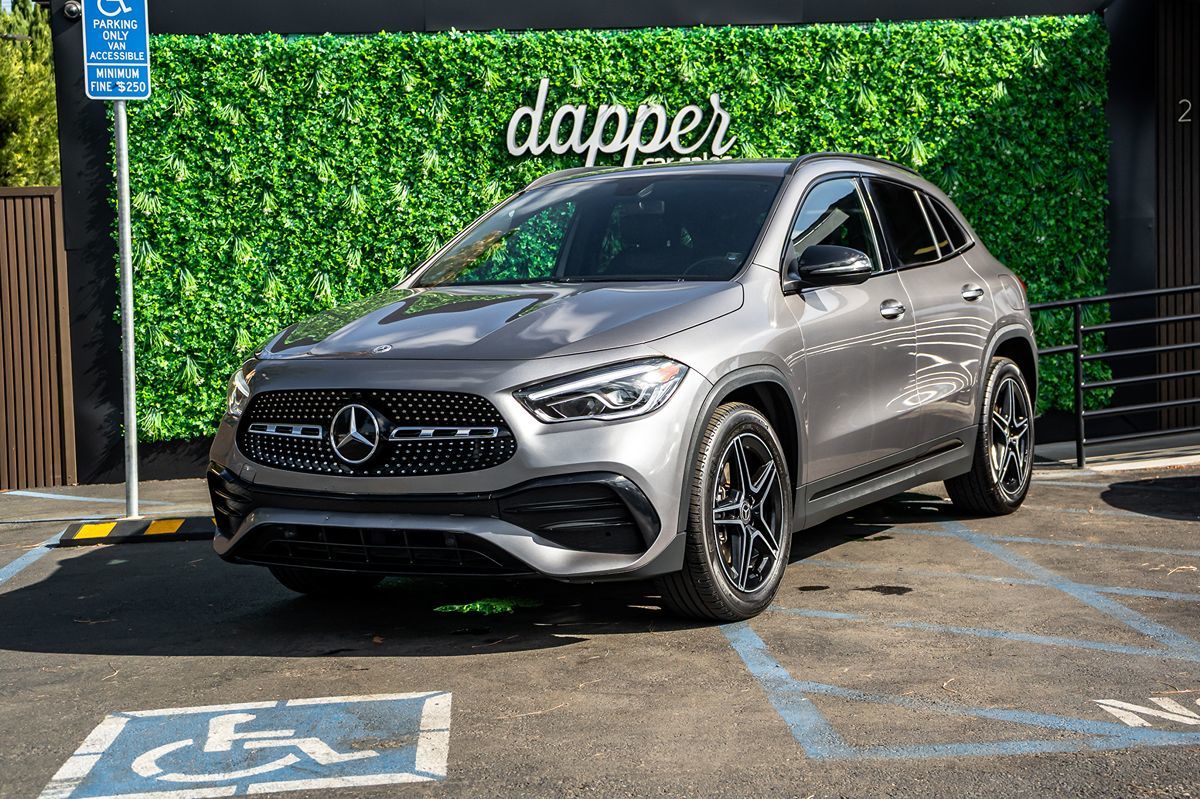 Mercedes-Benz GLA 250 photo 2