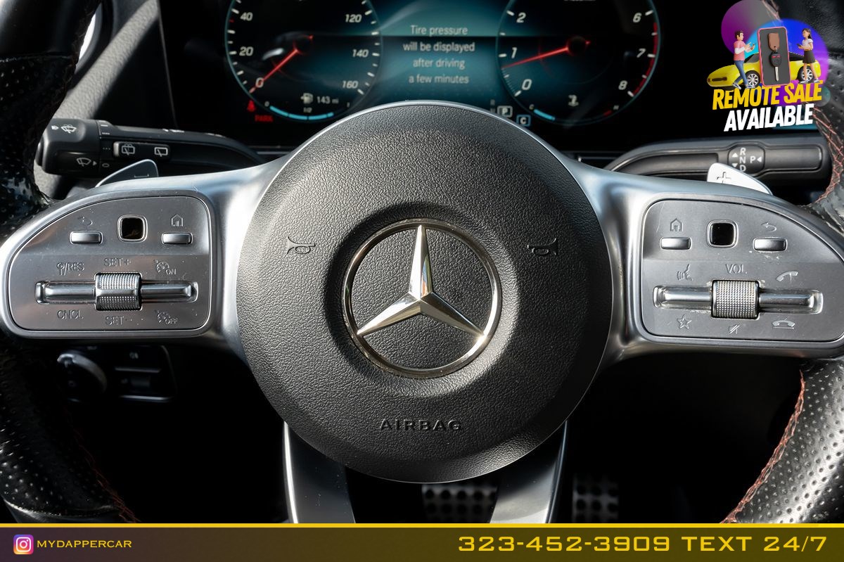 Mercedes-Benz GLA 250 photo 24