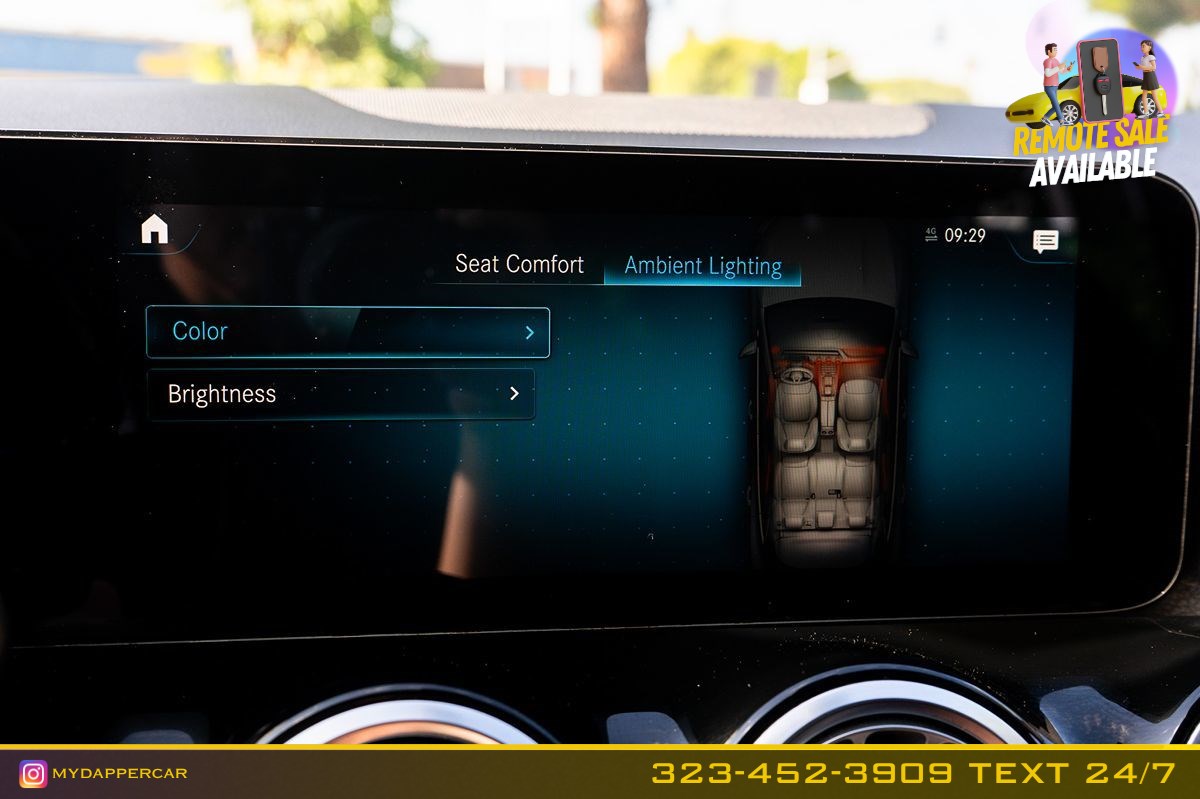 Mercedes-Benz GLA 250 photo 36