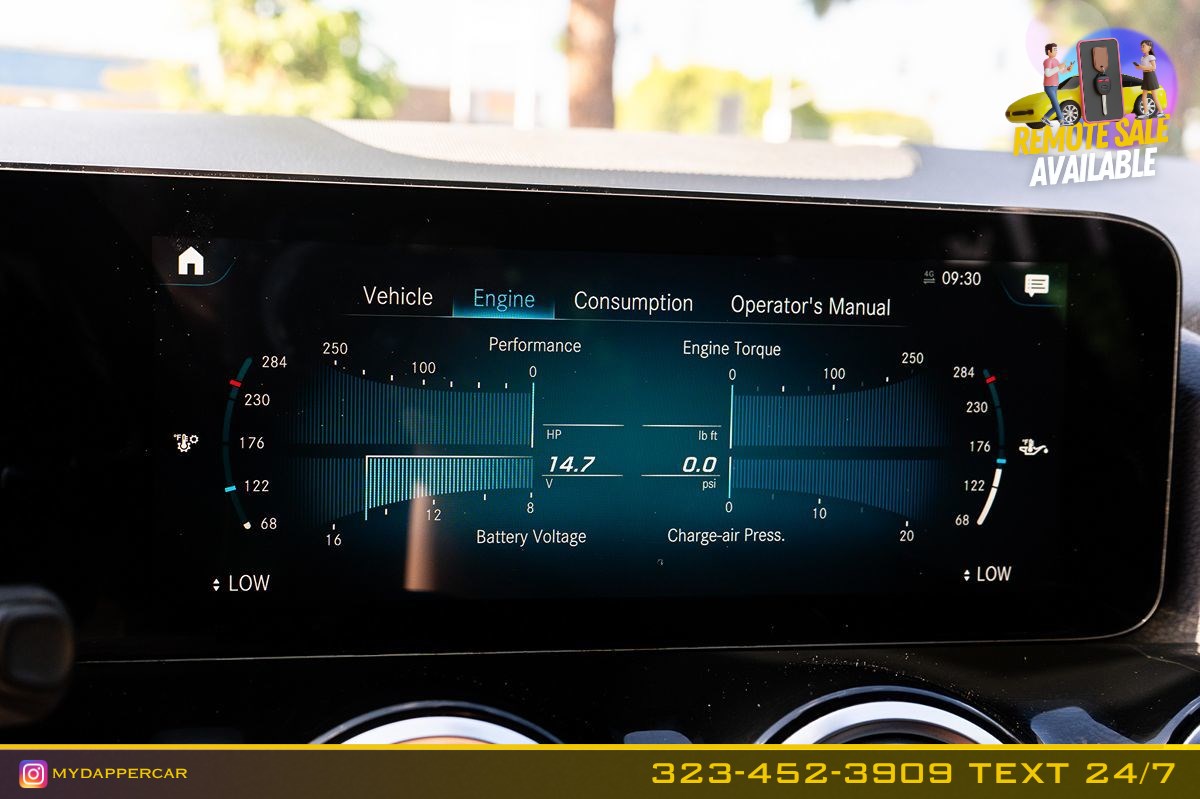 Mercedes-Benz GLA 250 photo 39