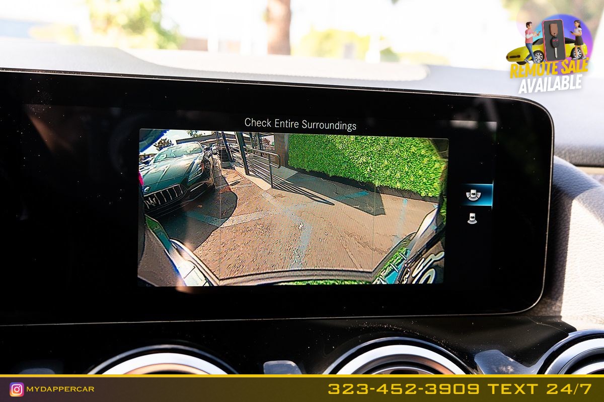 Mercedes-Benz GLA 250 photo 46