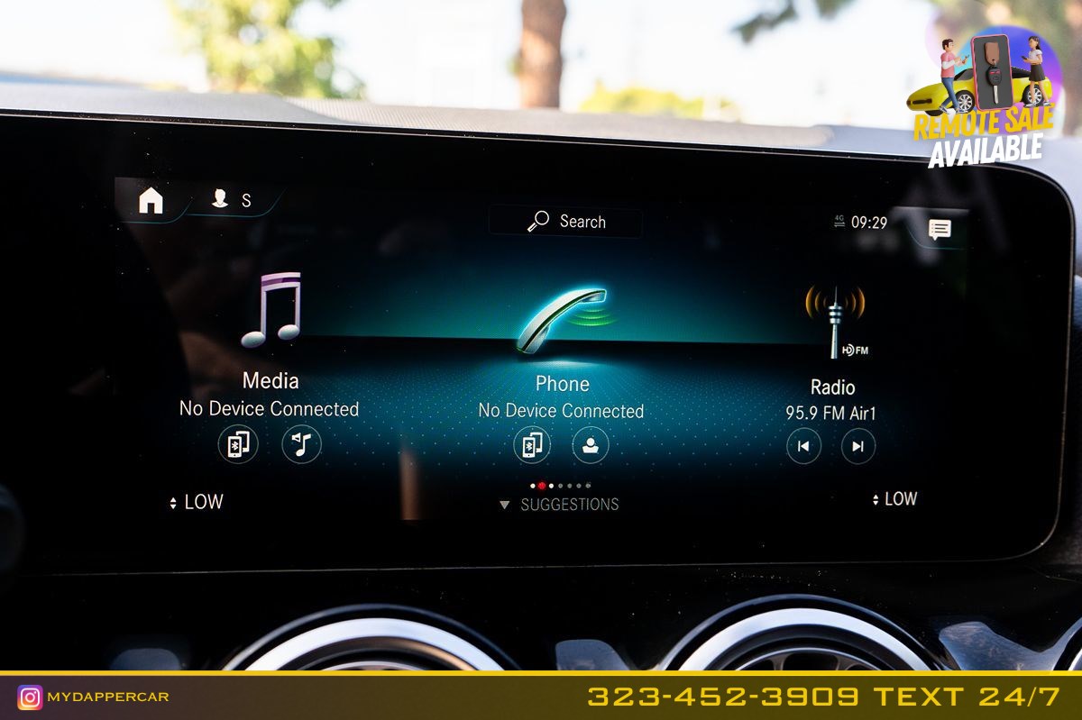 Mercedes-Benz GLA 250 photo 29