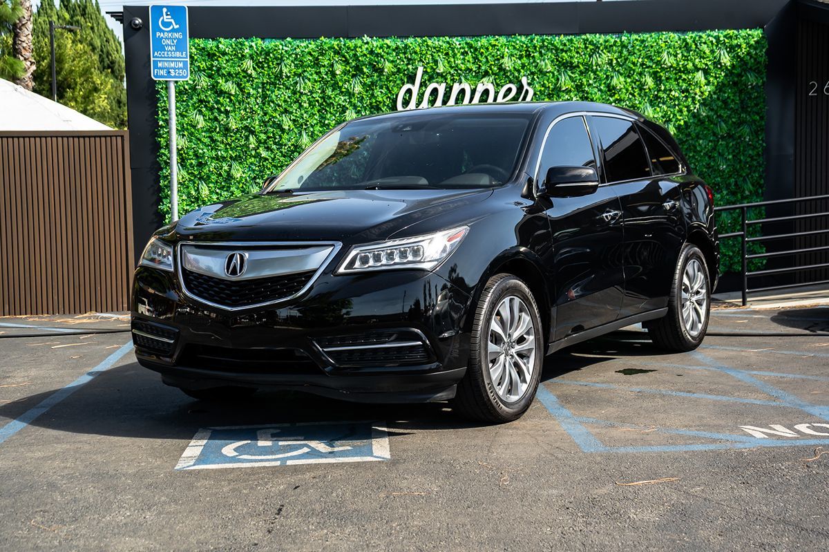 Acura MDX photo 2