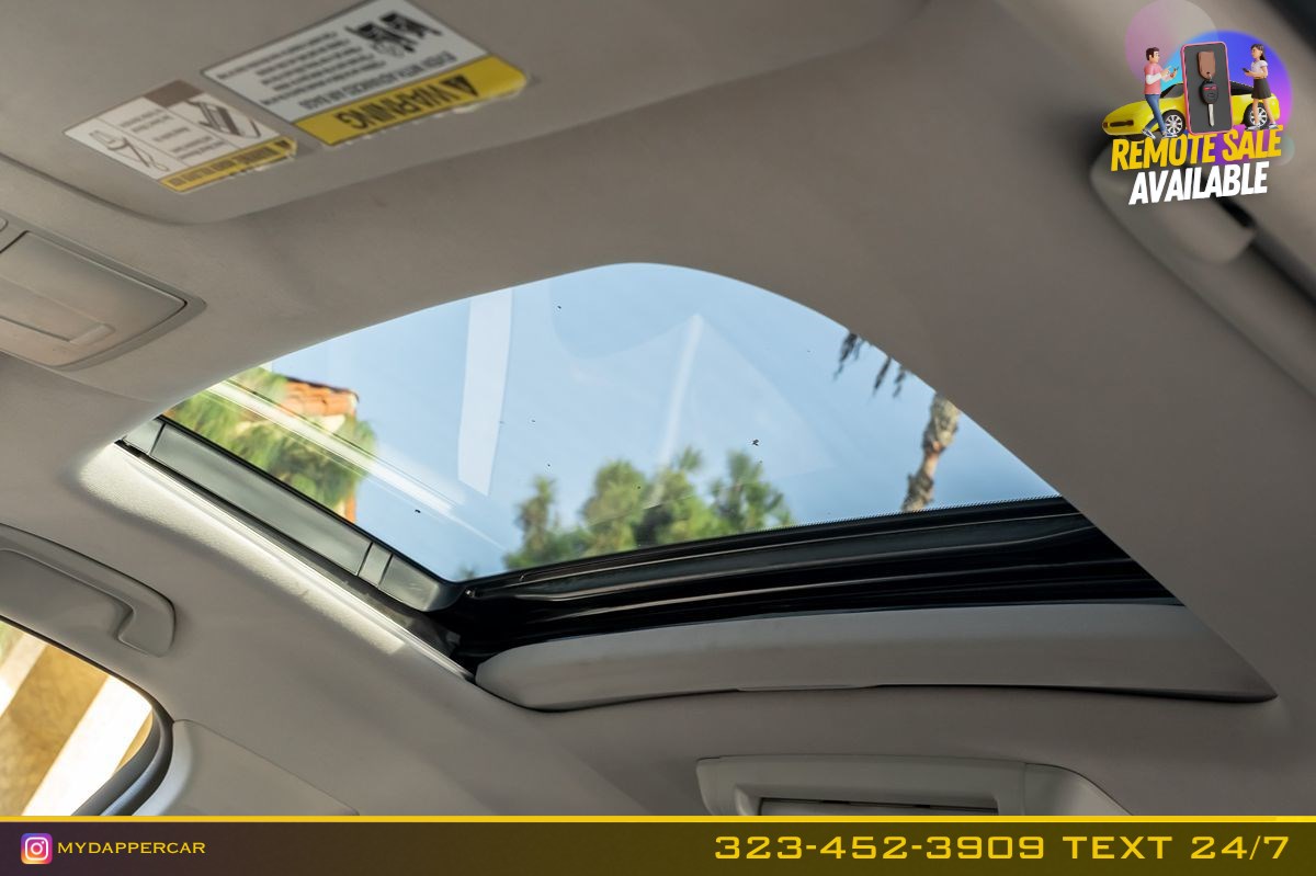 Acura MDX photo 14
