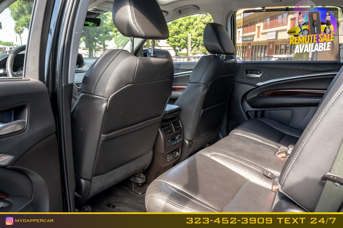 Acura MDX photo 15