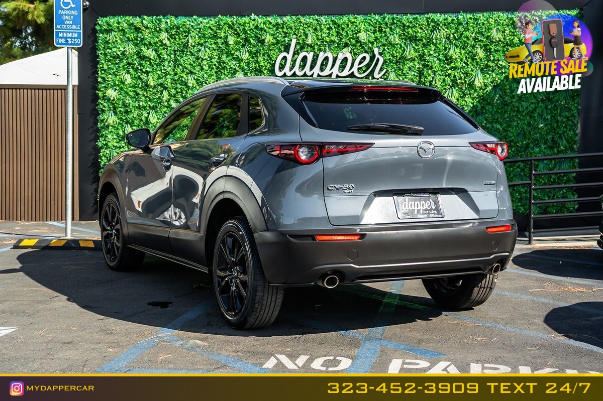 Mazda CX-30 photo 9