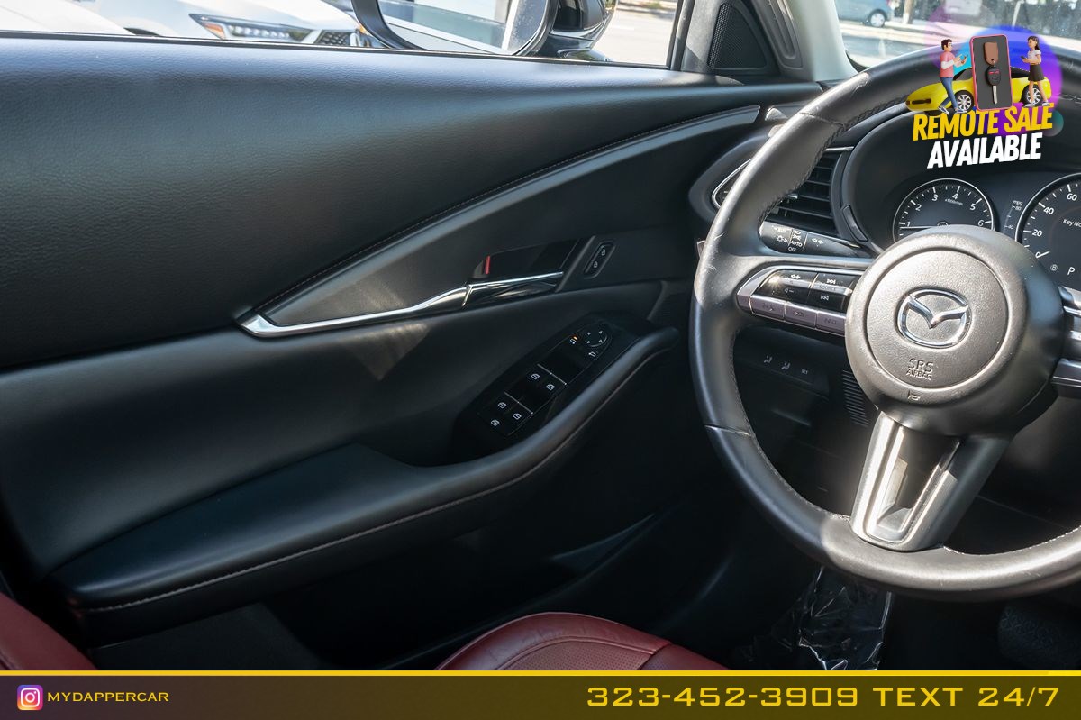 Mazda CX-30 photo 21