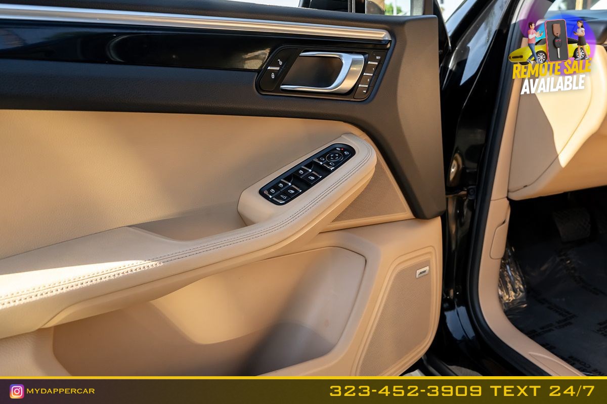 2018 Porsche Macan Base - Photo 11