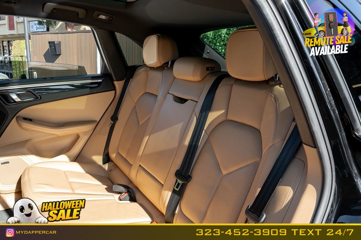 2018 Porsche Macan Base - Photo 17