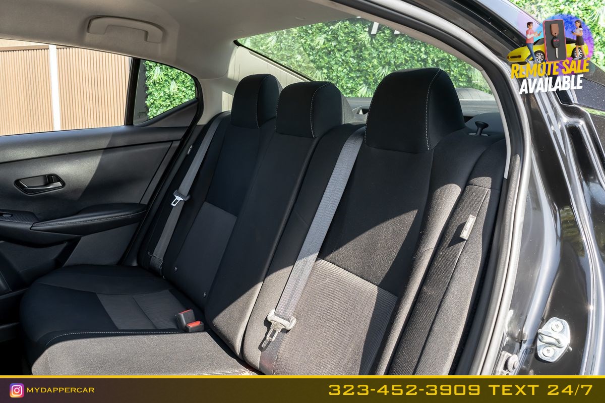 Nissan Sentra photo 16