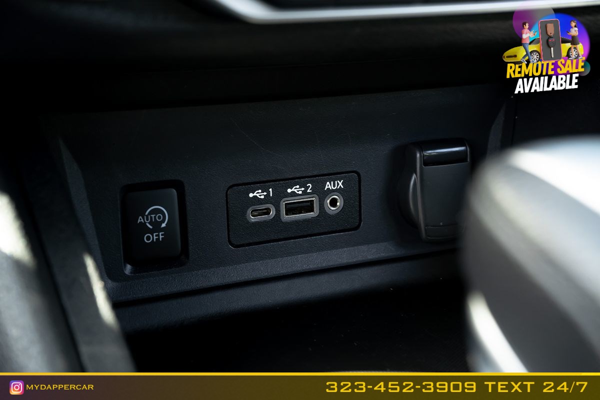 Nissan Sentra photo 28
