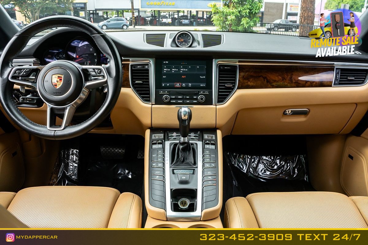 Porsche Macan photo 22