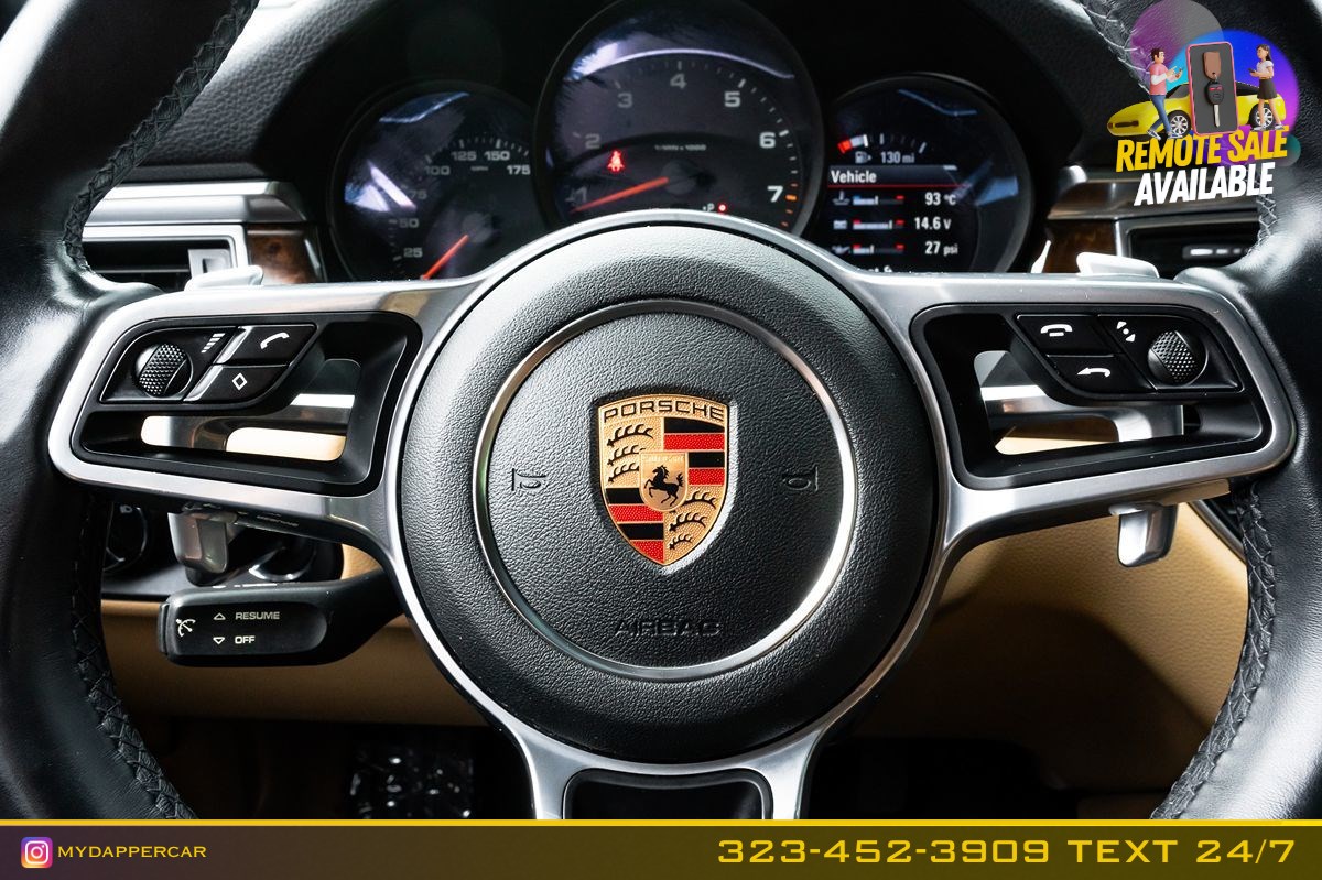 Porsche Macan photo 26