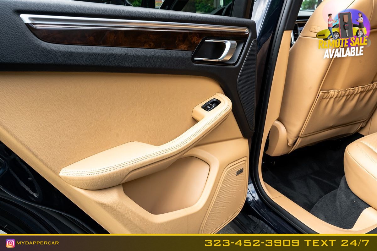 Porsche Macan photo 16