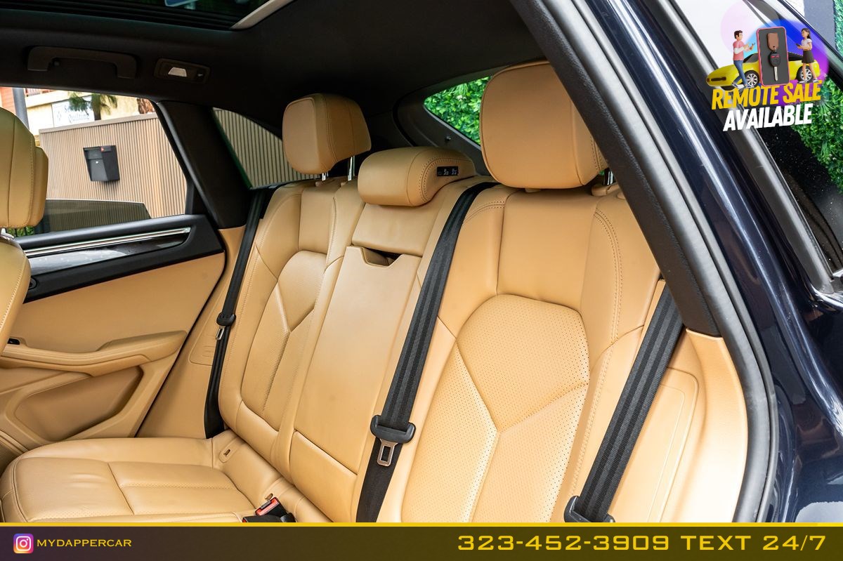 Porsche Macan photo 17