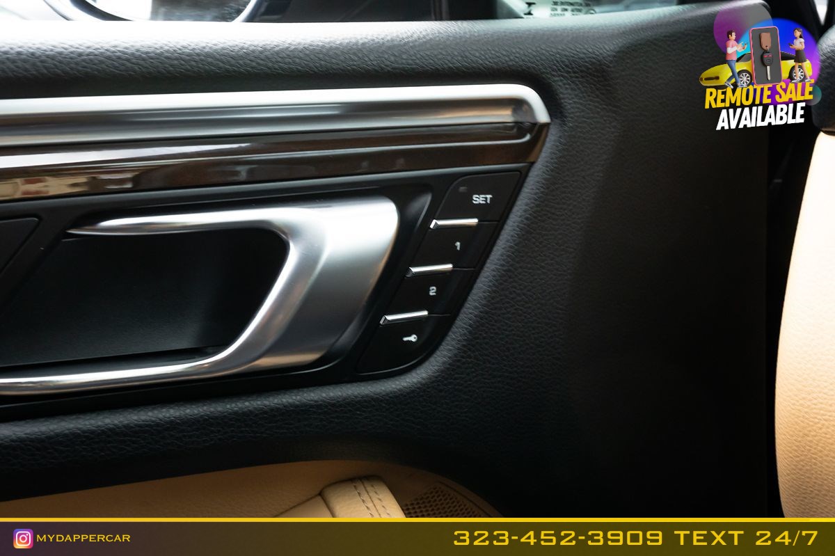 Porsche Macan photo 28