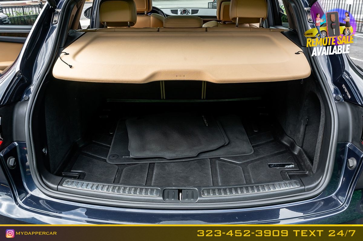 Porsche Macan photo 18